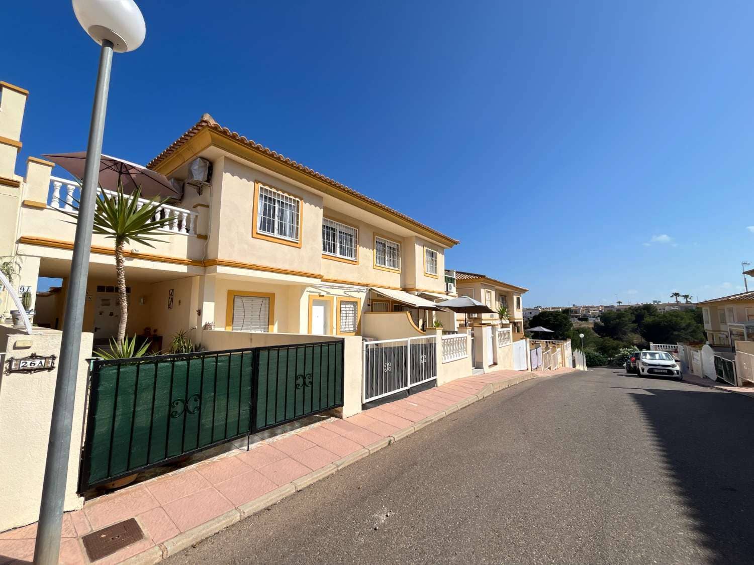2 soveværelse Strandlejlighed til salg i Playa Flamenca med swimmingpool - € 169.900 (Ref: 9880604)