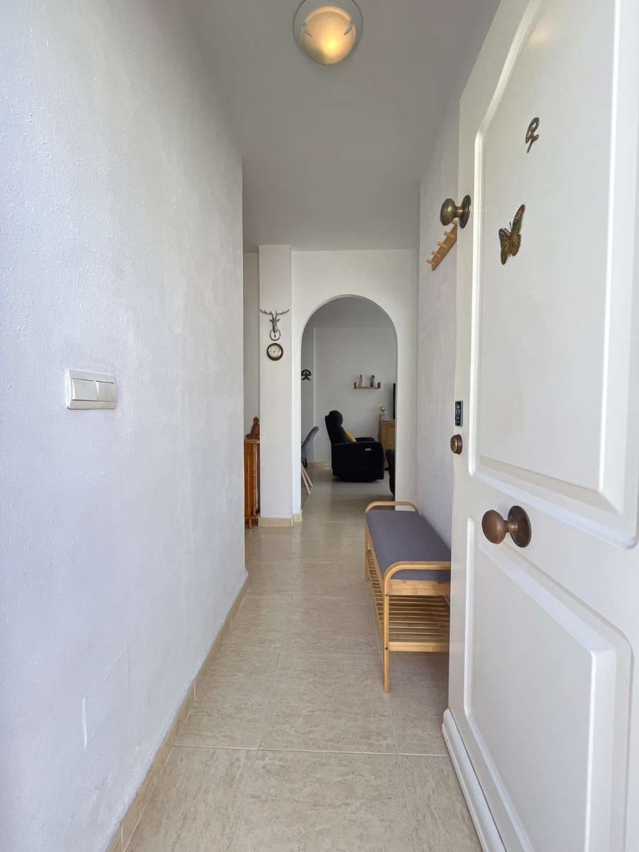 2 soveværelse Strandlejlighed til salg i Playa Flamenca med swimmingpool - € 169.900 (Ref: 9880604)