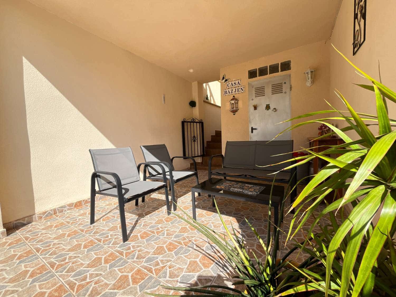 2 soveværelse Strandlejlighed til salg i Playa Flamenca med swimmingpool - € 169.900 (Ref: 9880604)