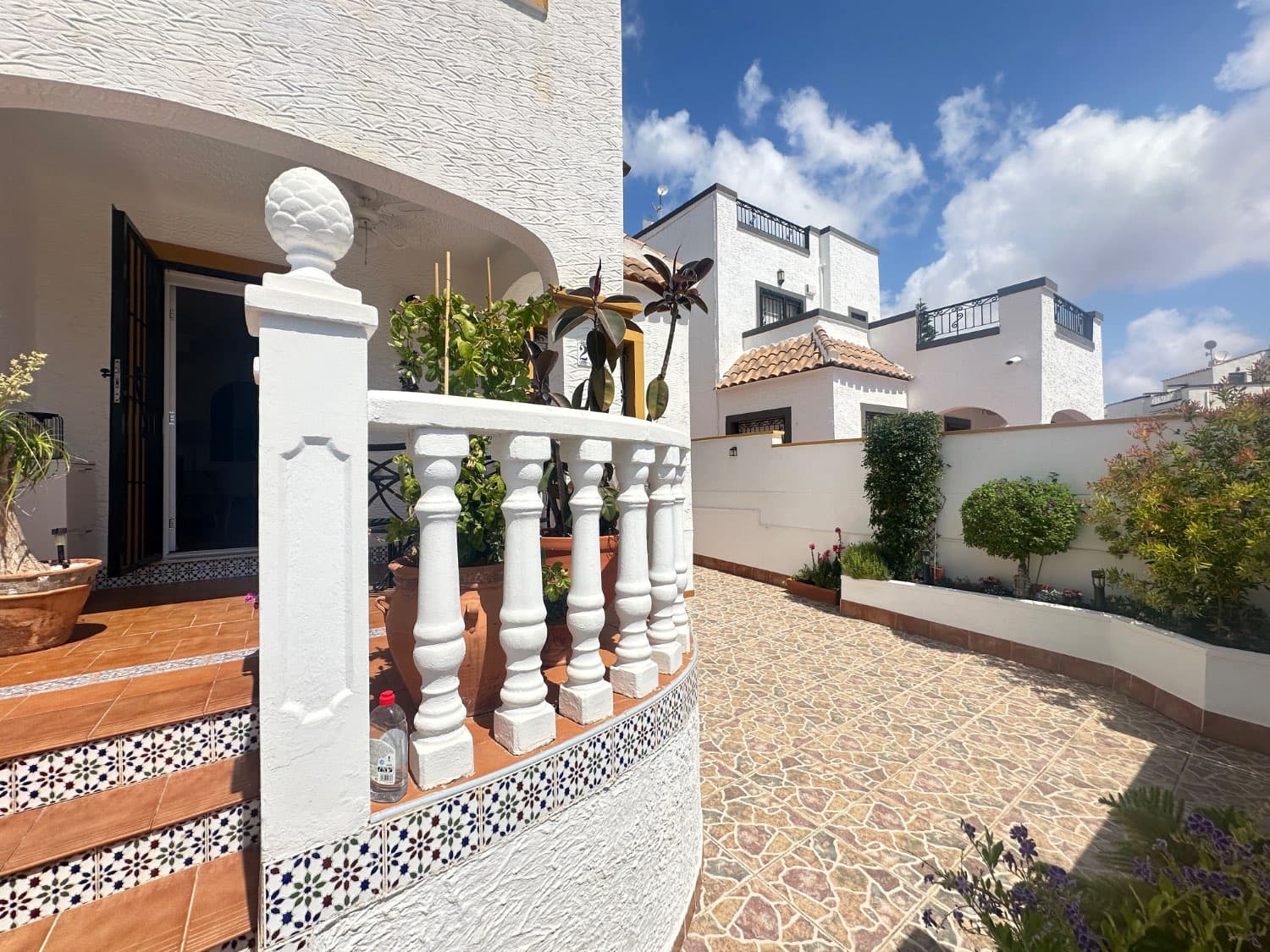 3 bedroom Terraced Villa for sale in Orihuela with pool - € 244,000 (Ref: 9895788)