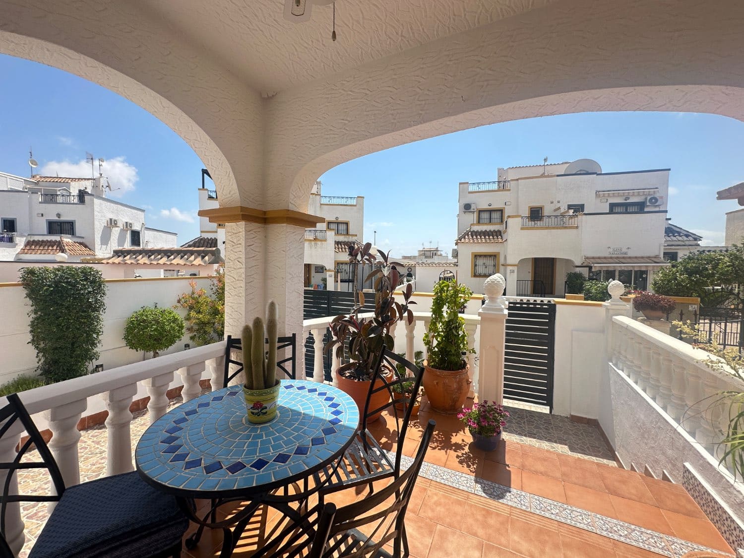 3 bedroom Terraced Villa for sale in Orihuela with pool - € 244,000 (Ref: 9895788)
