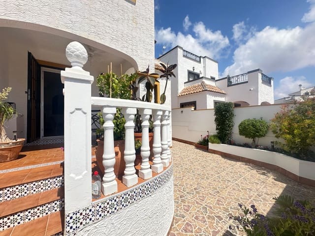 3 bedroom Terraced Villa for sale in Orihuela with pool - € 244,000 (Ref: 9895788)