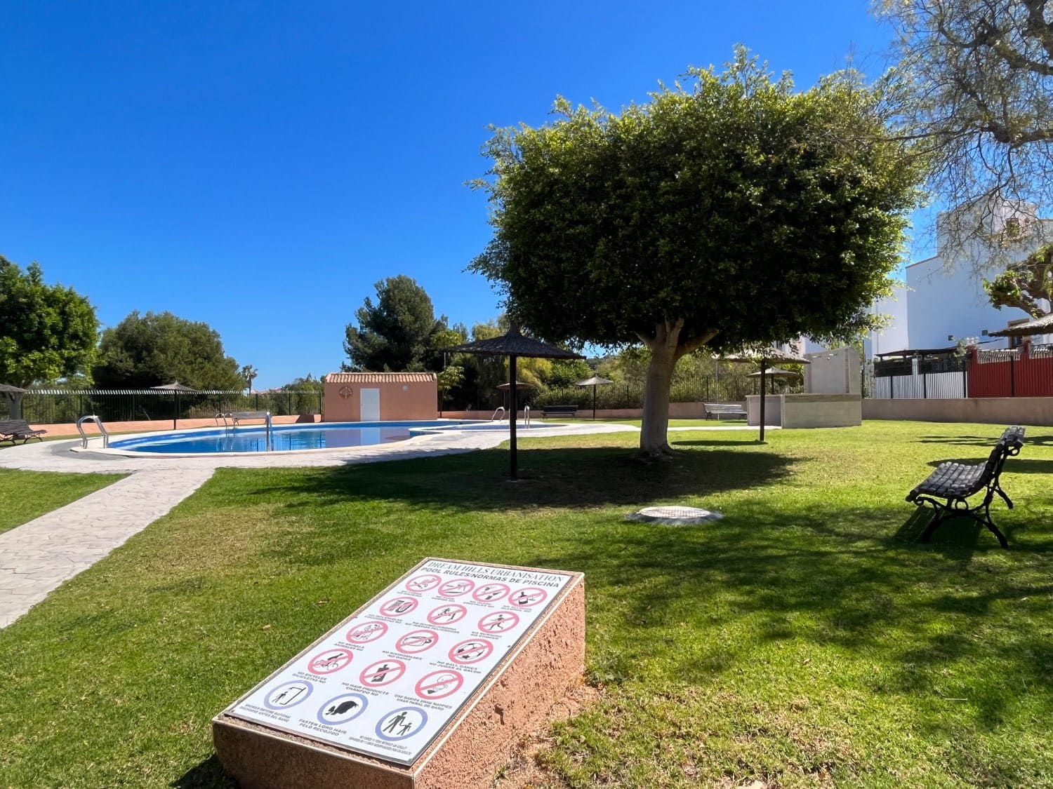3 bedroom Terraced Villa for sale in Orihuela with pool - € 244,000 (Ref: 9895788)