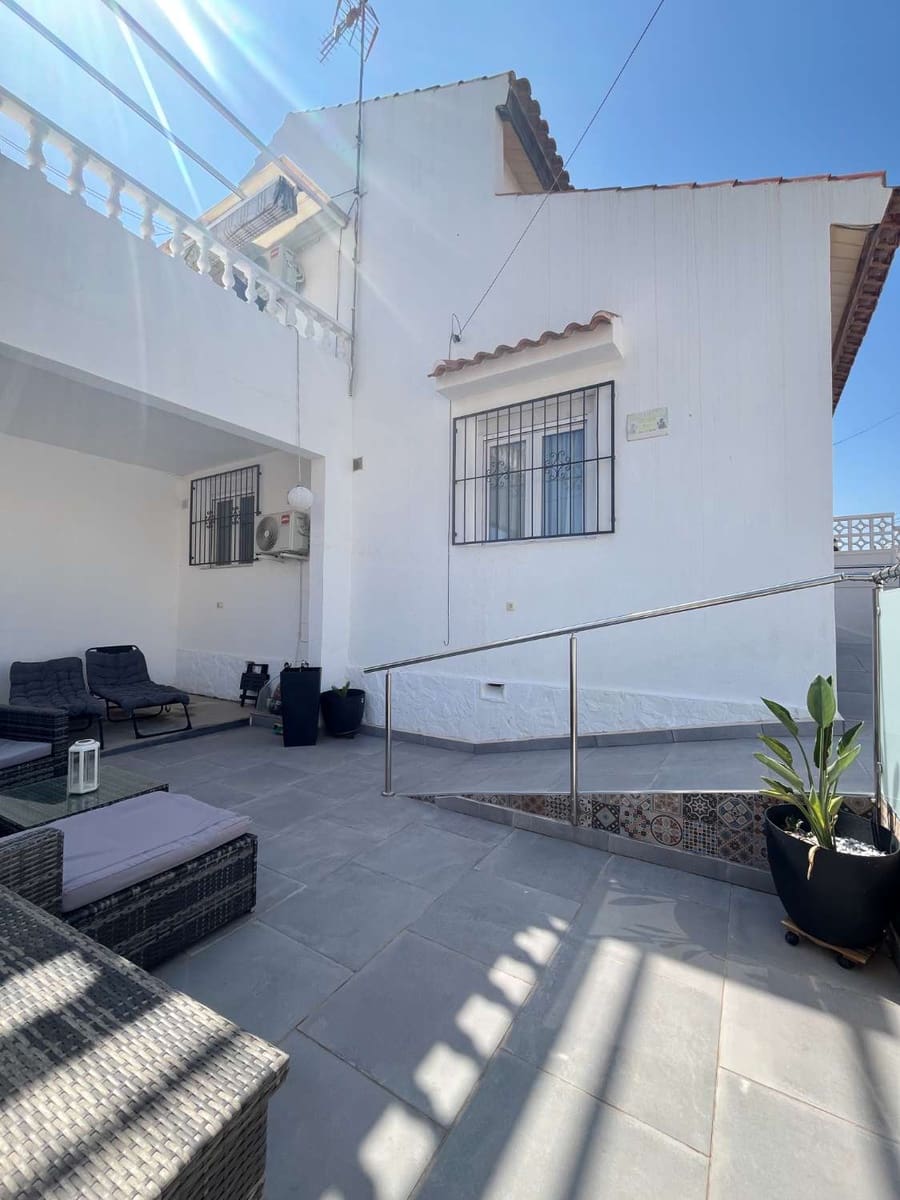 2 soverom Bungalow til salgs i Orihuela - € 190 000 (Ref: 9899255)