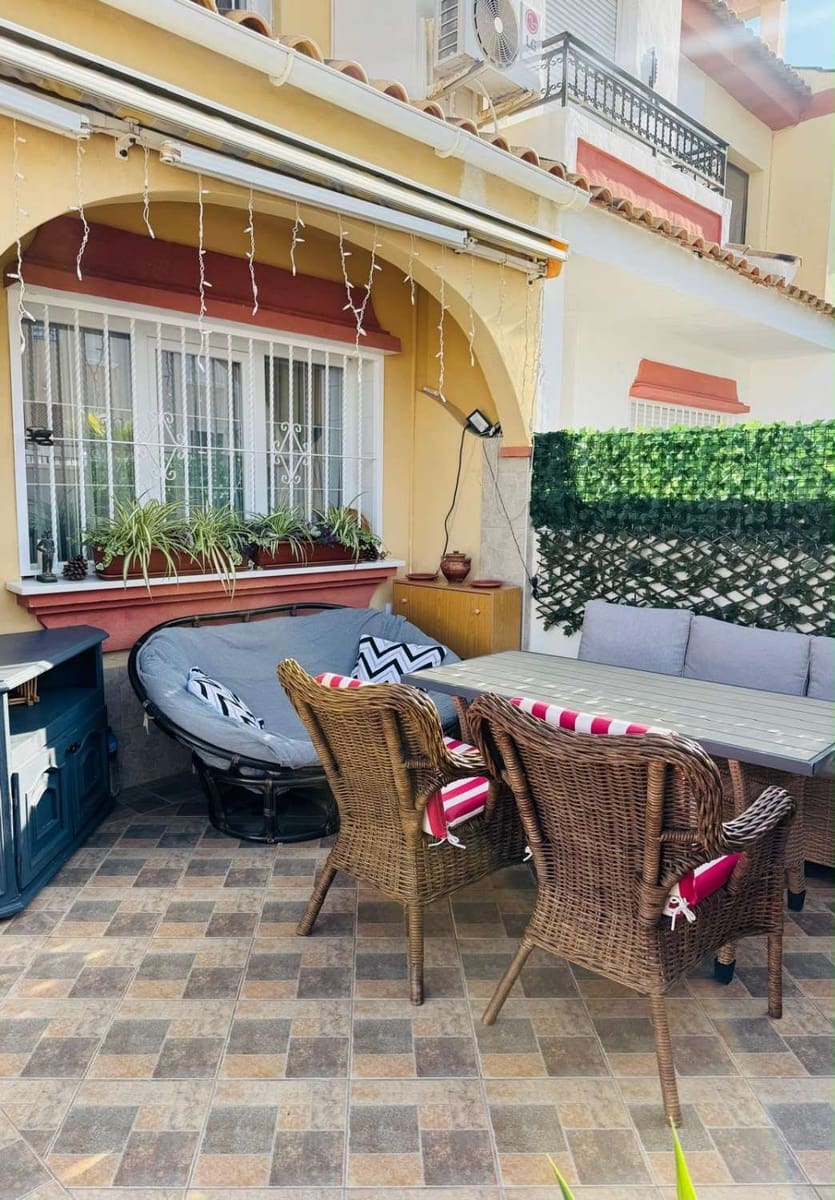 3 sovrum Lägenhet till salu i Orihuela - 229 000 € (Ref: 9902836)