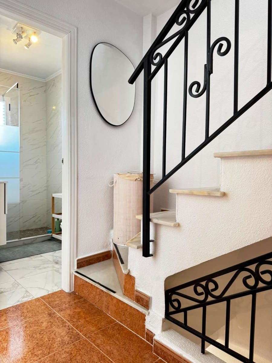 Piso de 3 habitaciones en Orihuela en venta con piscina - 235.000 € (Ref: 9907002)