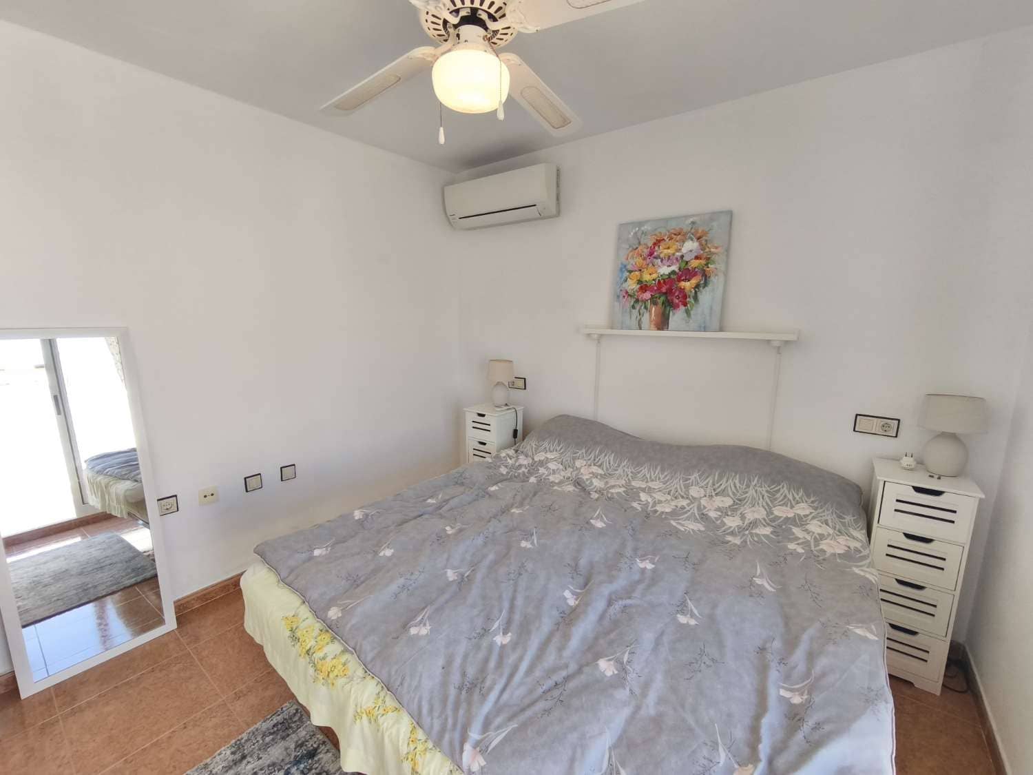 Piso de 3 habitaciones en Orihuela en venta con piscina - 235.000 € (Ref: 9907002)