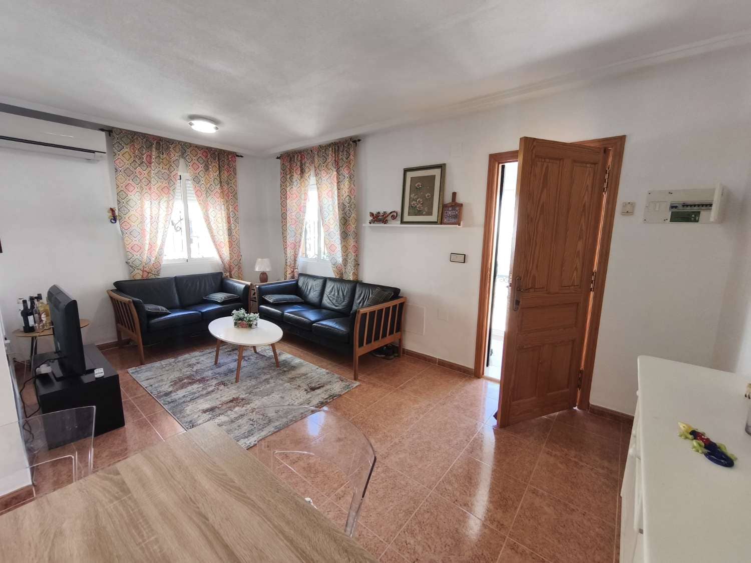 Piso de 3 habitaciones en Orihuela en venta con piscina - 235.000 € (Ref: 9907002)