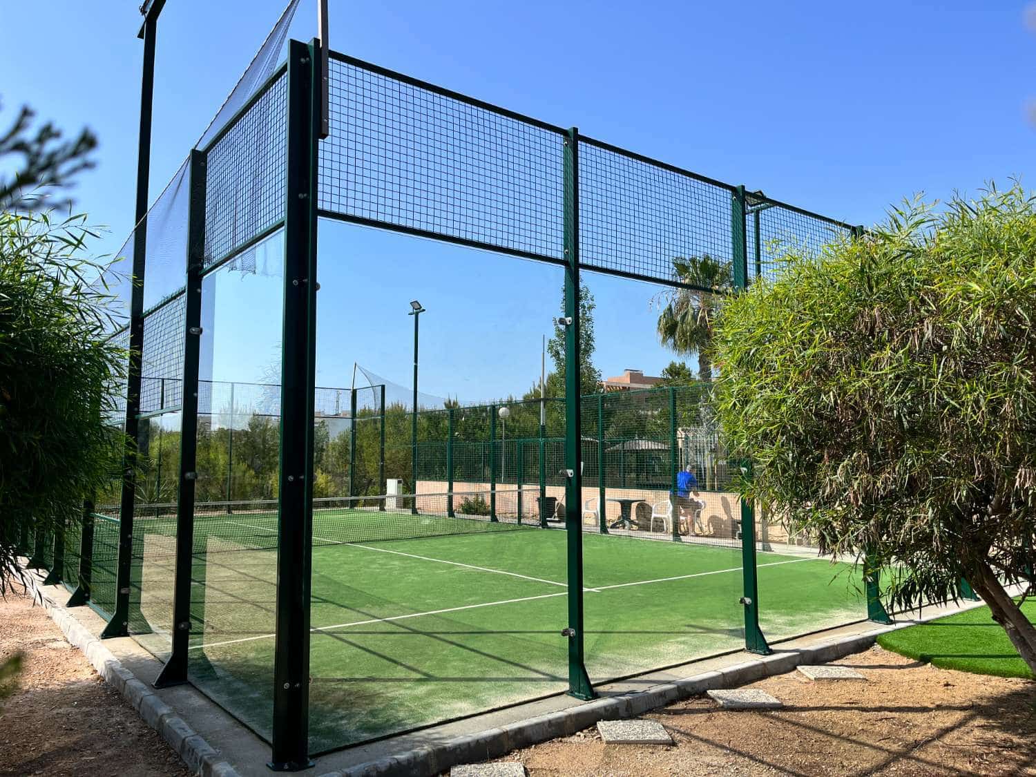 Piso de 3 habitaciones en Orihuela en venta con piscina - 235.000 € (Ref: 9907002)