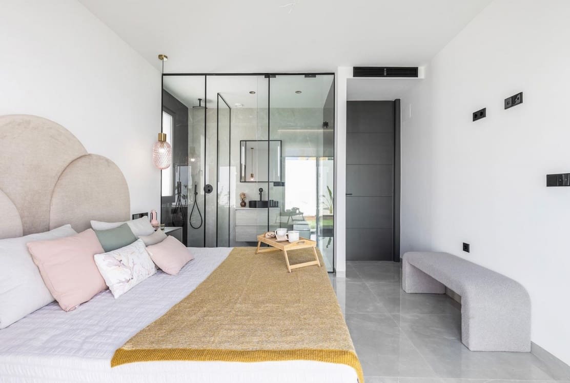 3 bedroom Villa for sale in Orihuela with pool - € 725,000 (Ref: 9915269)