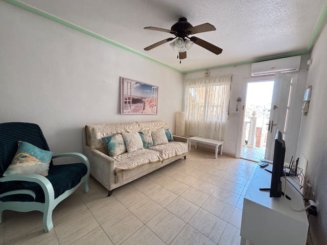 2 sovrum Strandlägenhet till salu i Orihuela med pool - 144 000 € (Ref: 9915270)
