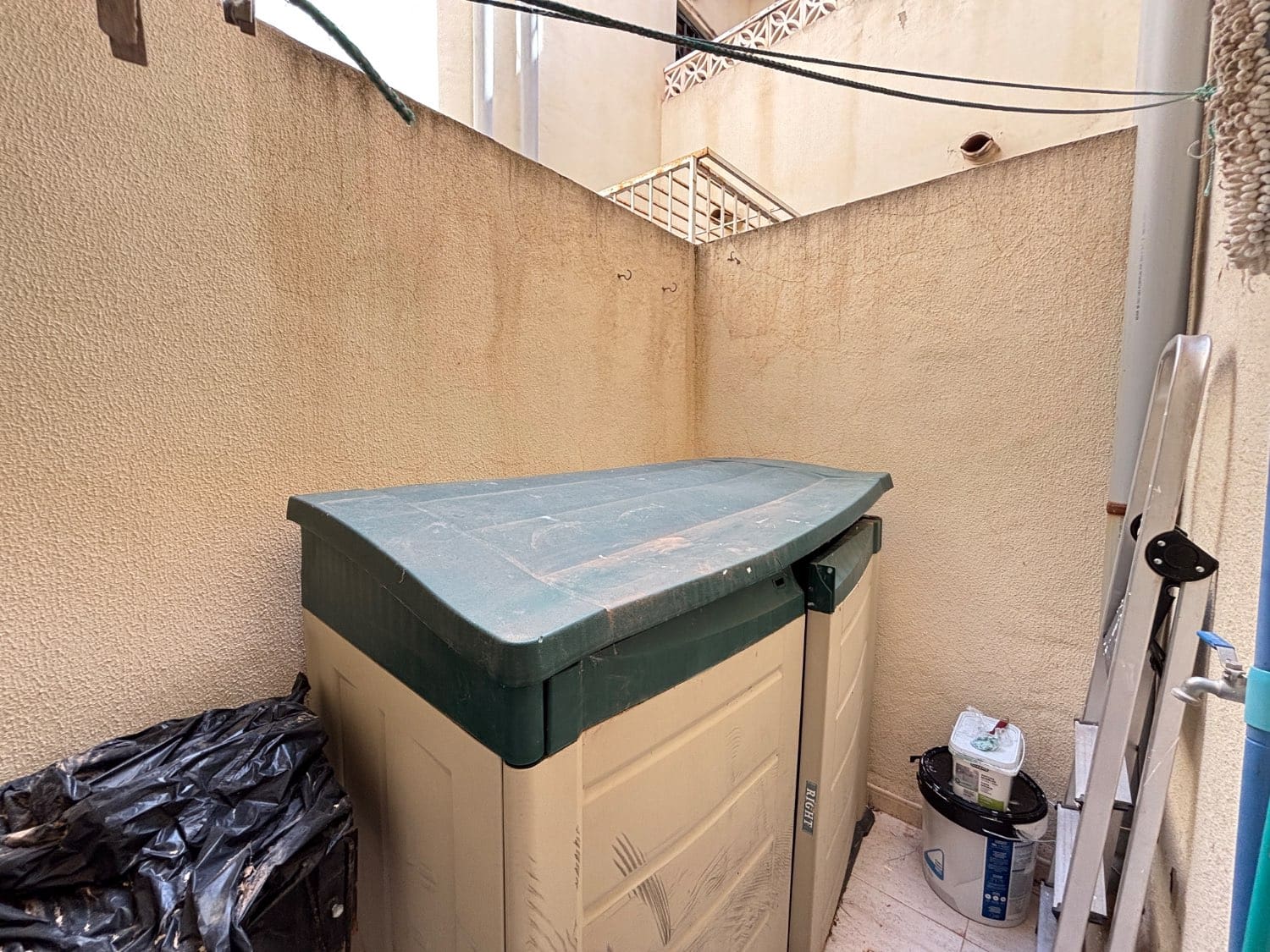 2 sovrum Strandlägenhet till salu i Orihuela med pool - 144 000 € (Ref: 9915270)