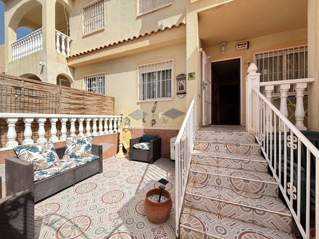 2 sovrum Strandlägenhet till salu i Orihuela med pool - 144 000 € (Ref: 9915270)