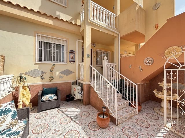 2 sovrum Strandlägenhet till salu i Orihuela med pool - 144 000 € (Ref: 9915270)