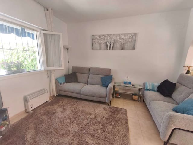 2 bedroom Flat for sale in Orihuela with pool - € 169,900 (Ref: 9937515)