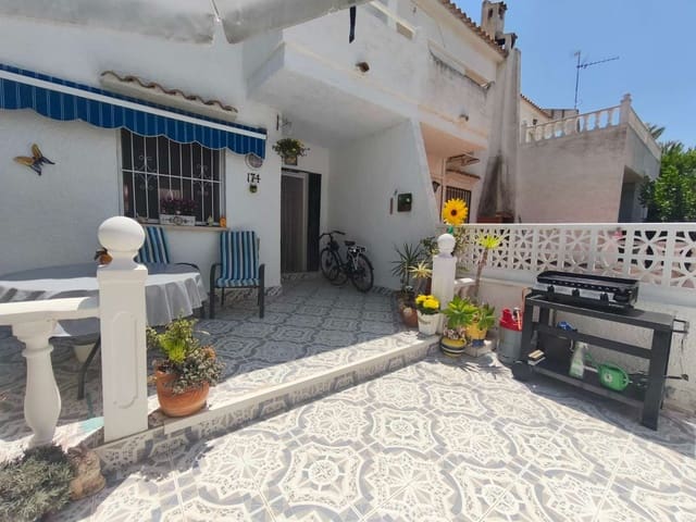 2 bedroom Flat for sale in Orihuela with pool - € 169,900 (Ref: 9937515)