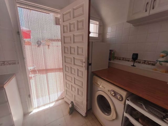 2 bedroom Flat for sale in Orihuela with pool - € 169,900 (Ref: 9937515)