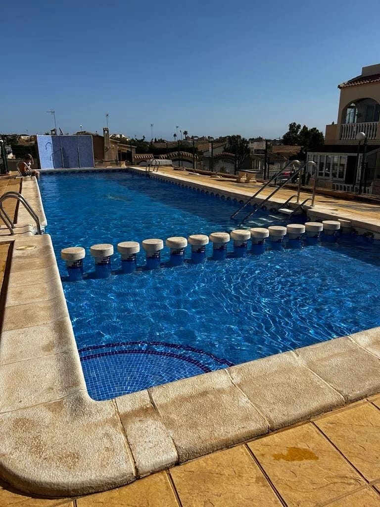 2 chambre Appartement à vendre à La Florida avec piscine - 179 000 € (Ref: 9939376)