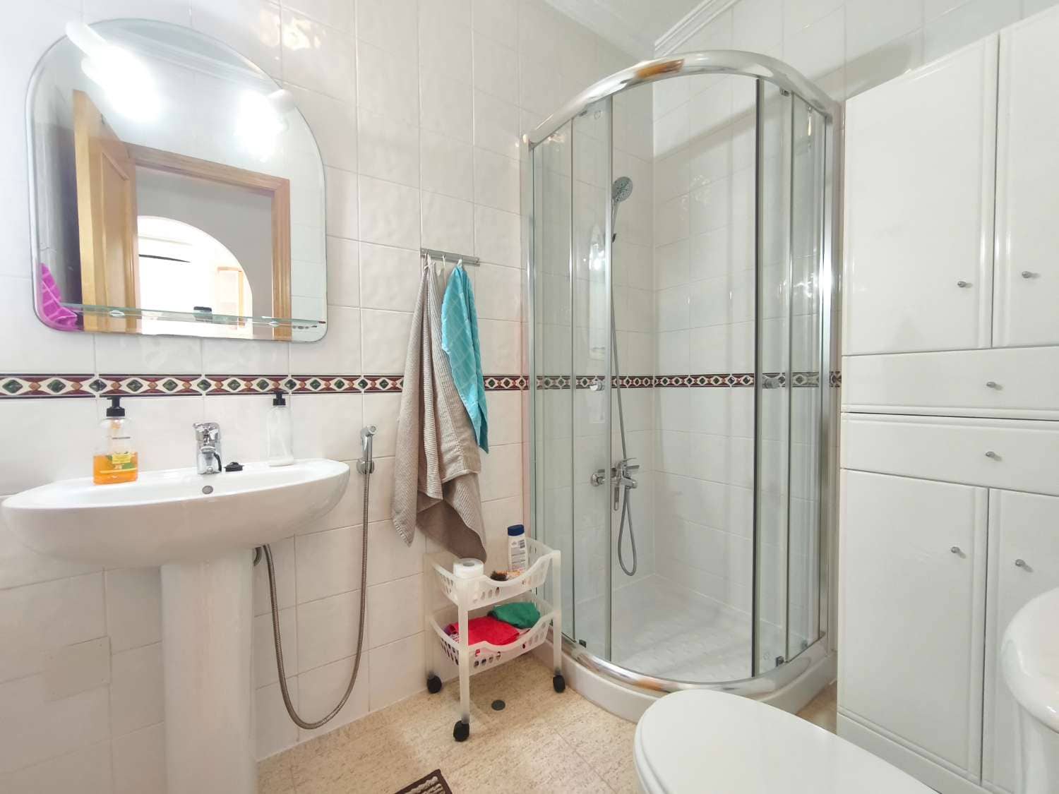2 bedroom Beach Apartment for sale in Orihuela with garage - € 149,999 (Ref: 9939377)