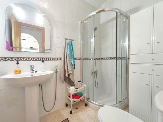 2 quarto Apartamento de Praia para venda em Orihuela com garagem - 149 999 € (Ref: 9939377)