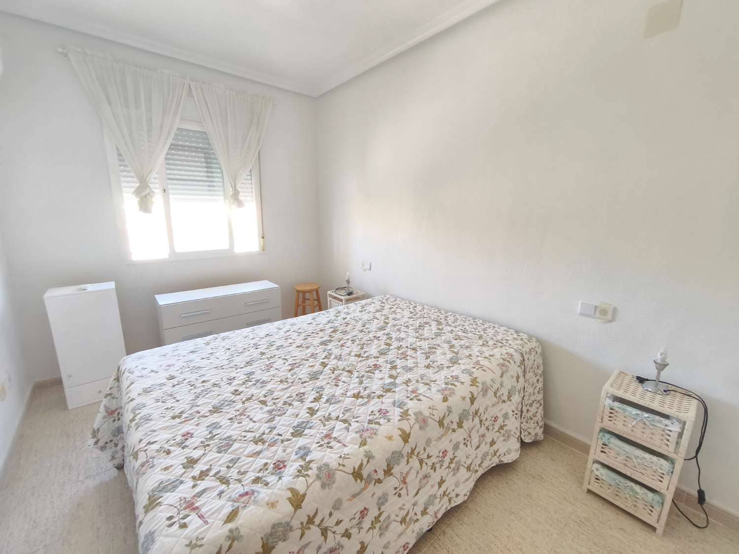 2 bedroom Beach Apartment for sale in Orihuela with garage - € 149,999 (Ref: 9939377)