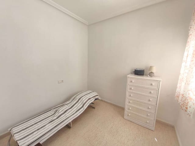 2 quarto Apartamento de Praia para venda em Orihuela com garagem - 149 999 € (Ref: 9939377)