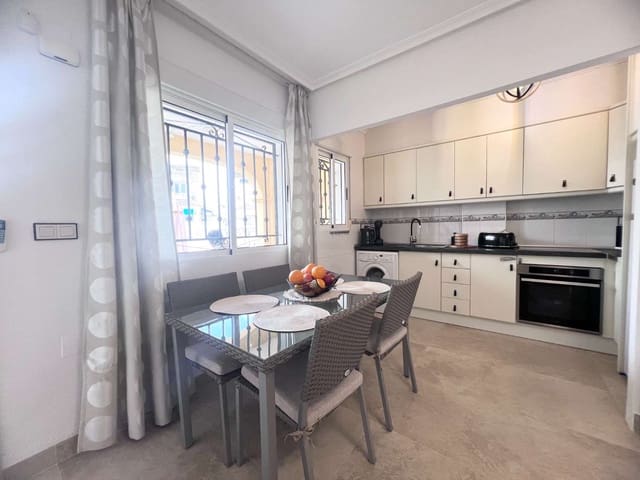 2 soverom Strandleiligheter til salgs i Orihuela med svømmebasseng - € 159 000 (Ref: 9947005)