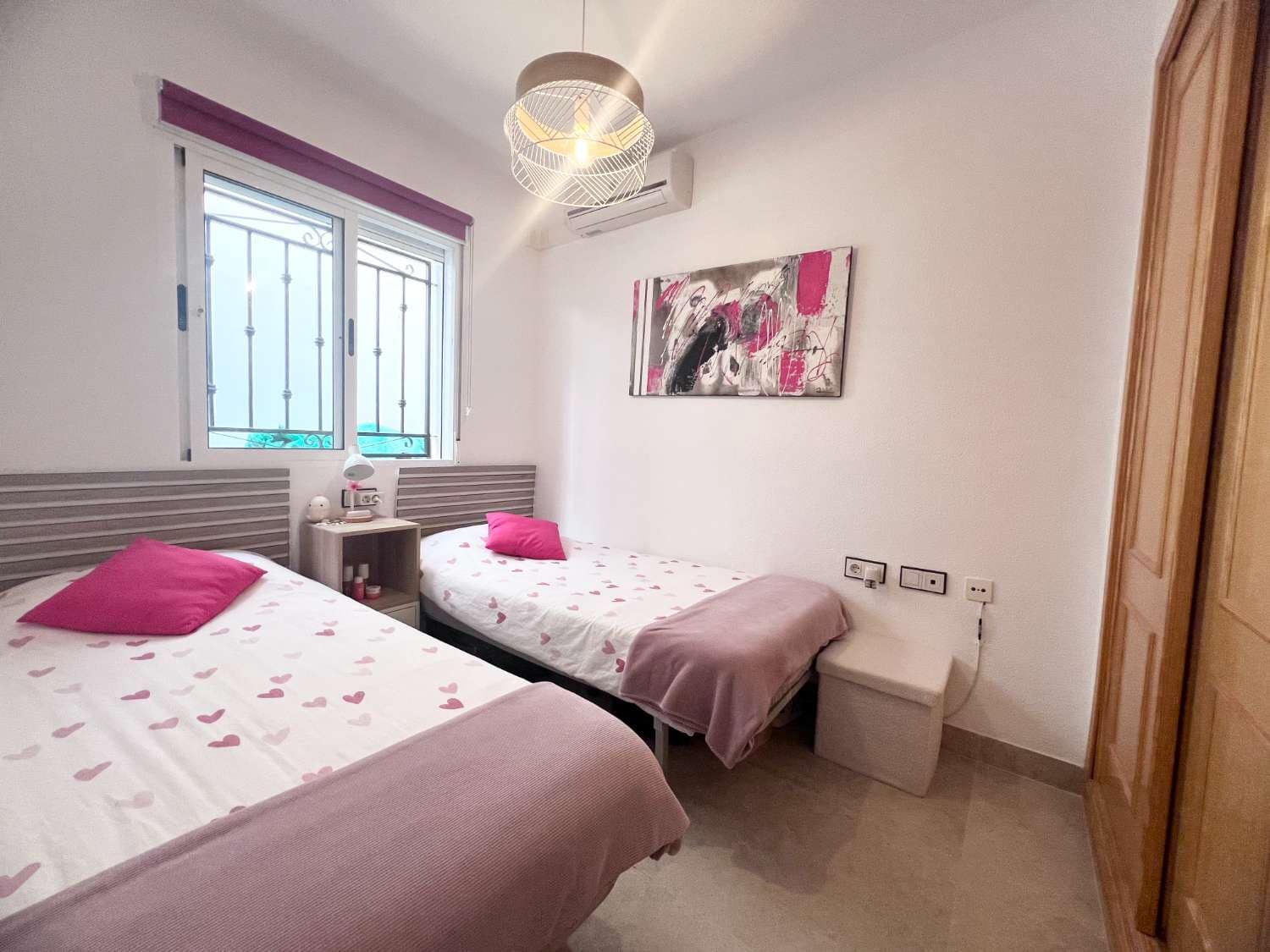 2 bedroom Beach Apartment for sale in Orihuela with pool - € 169,000 (Ref: 9947005)