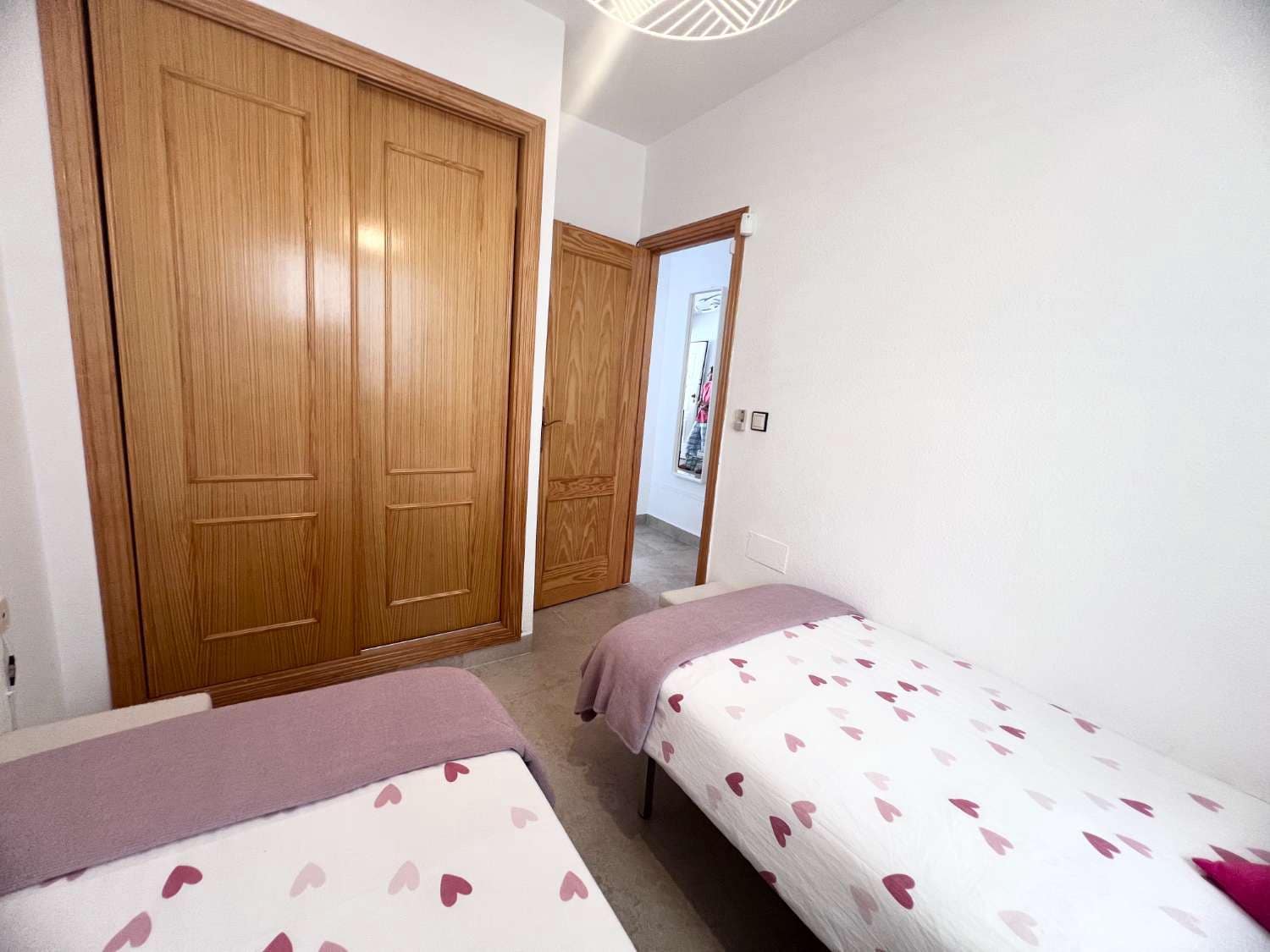 2 bedroom Beach Apartment for sale in Orihuela with pool - € 169,000 (Ref: 9947005)