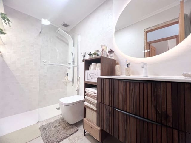 2 camera da letto Appartamento sulla Spiaggia in vendita in Orihuela con piscina - 159.000 € (Rif: 9947005)