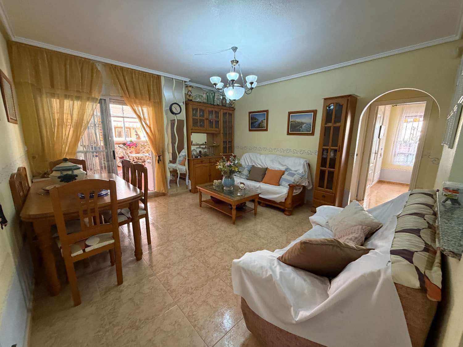 2 sovrum Lägenhet till salu i Guardamar del Segura med garage - 230 000 € (Ref: 9949207)