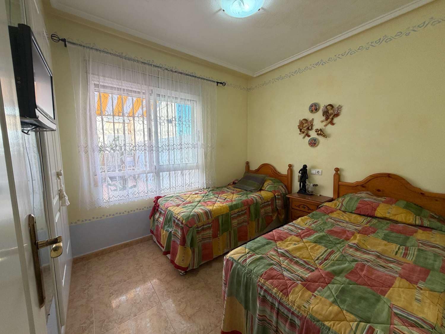 2 sovrum Lägenhet till salu i Guardamar del Segura med garage - 230 000 € (Ref: 9949207)