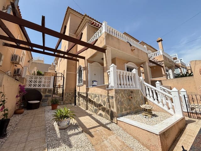 Piso de 3 habitaciones en Orihuela en venta - 239.000 € (Ref: 9949208)