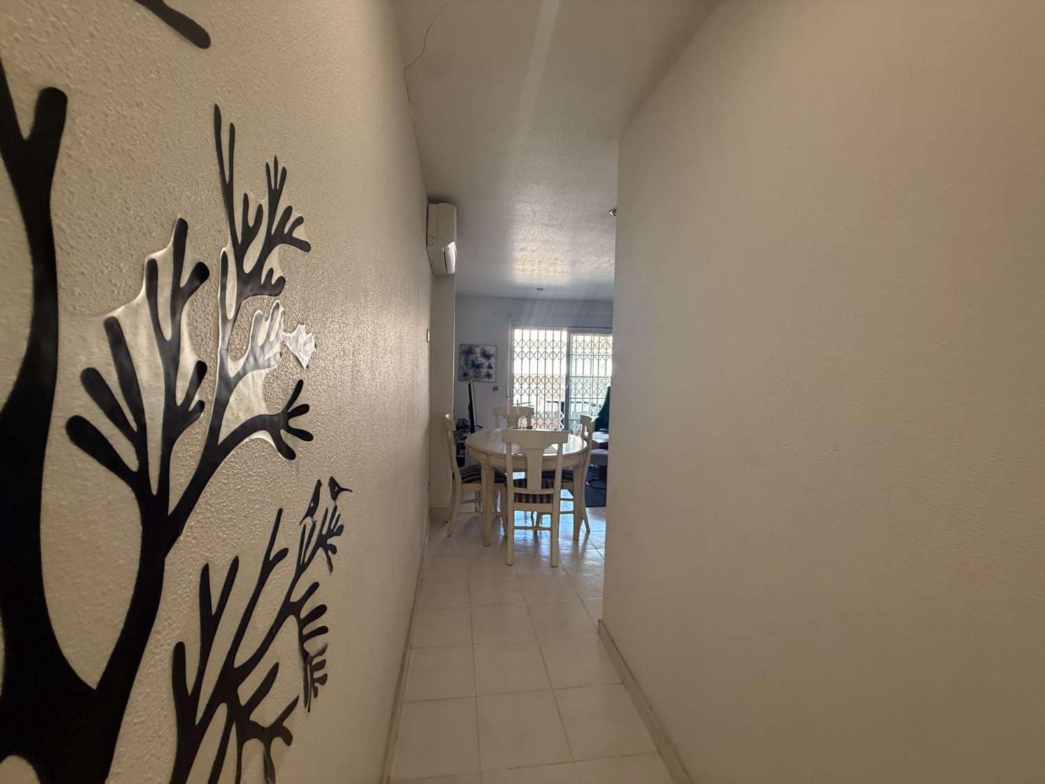 Piso de 2 habitaciones en Torrevieja en venta - 145.000 € (Ref: 9949209)