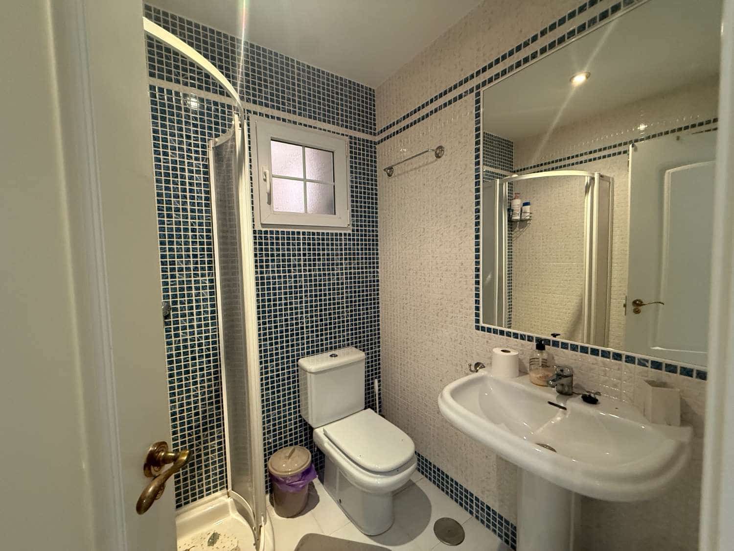 Piso de 2 habitaciones en Torrevieja en venta - 145.000 € (Ref: 9949209)