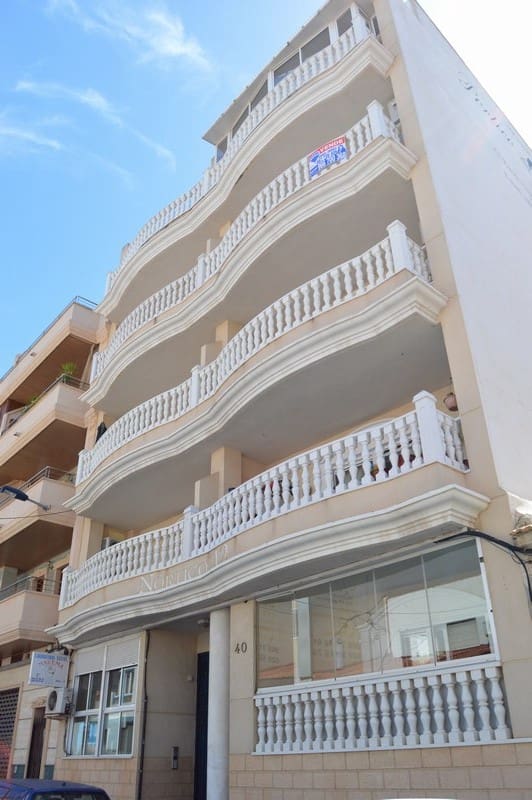 2 quarto Apartamento para venda em Torrevieja - 138 000 € (Ref: 9949209)