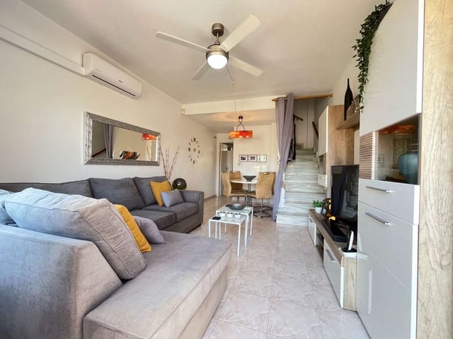 2 Zimmer Reihenhaus zu verkaufen in Orihuela mit Pool - 179.900 € (Ref: 9951059)