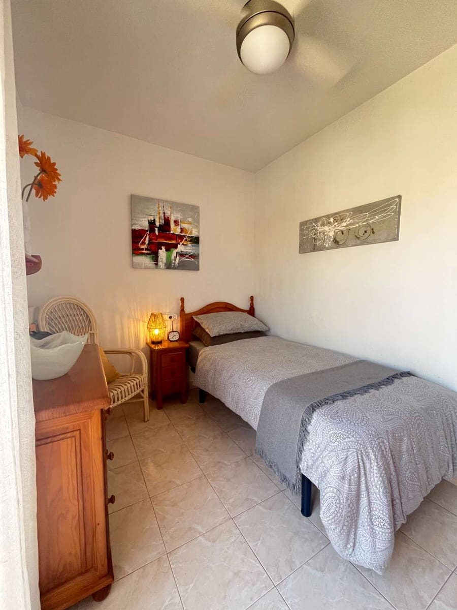 2 Zimmer Reihenhaus zu verkaufen in Orihuela mit Pool - 179.900 € (Ref: 9951059)