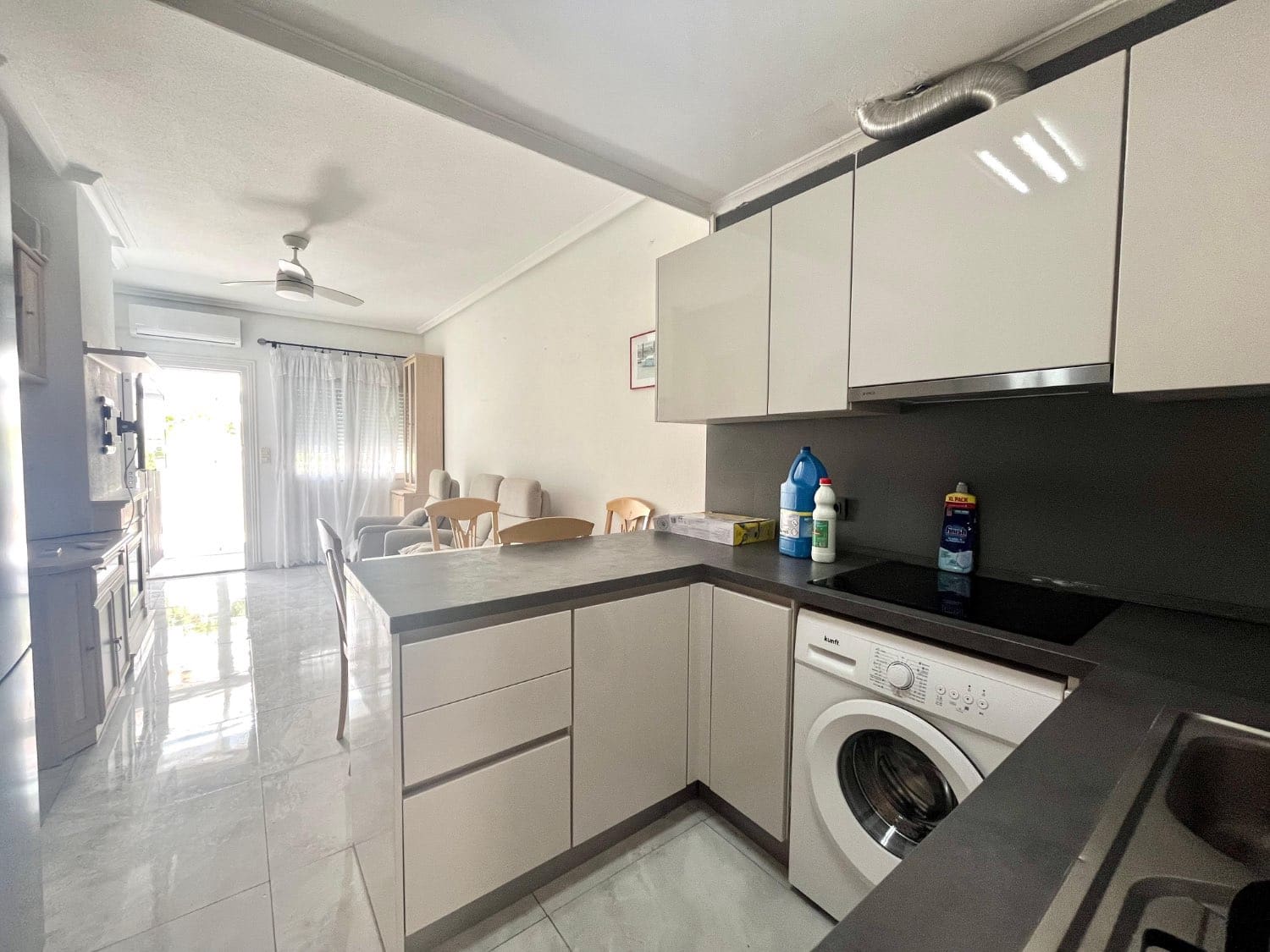 3 bedroom Flat for sale in Orihuela with pool - € 155,000 (Ref: 9953752)