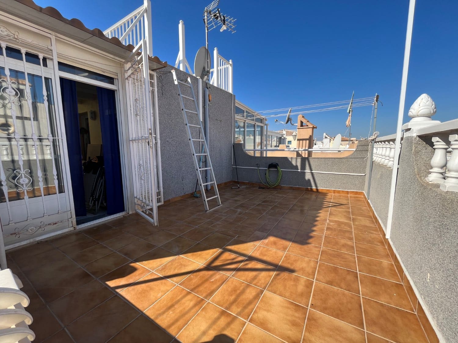 3 bedroom Flat for sale in Orihuela with pool - € 155,000 (Ref: 9953752)