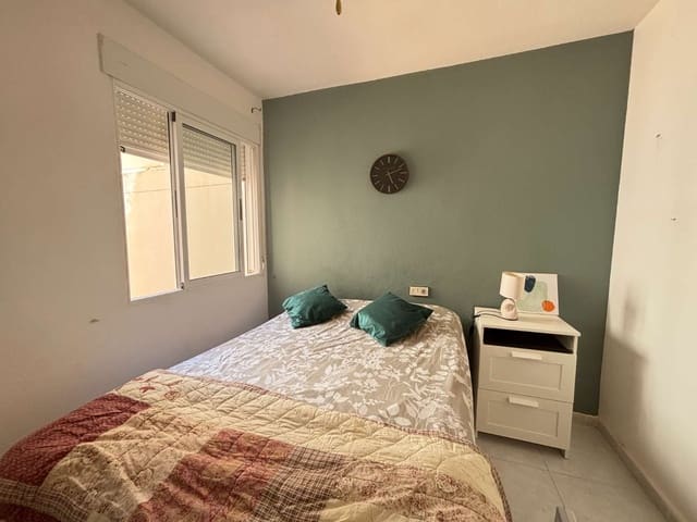 3 chambre Appartement de Plage à vendre à Orihuela avec piscine - 165 000 € (Ref: 9953753)