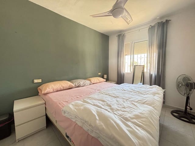 3 chambre Appartement de Plage à vendre à Orihuela avec piscine - 165 000 € (Ref: 9953753)