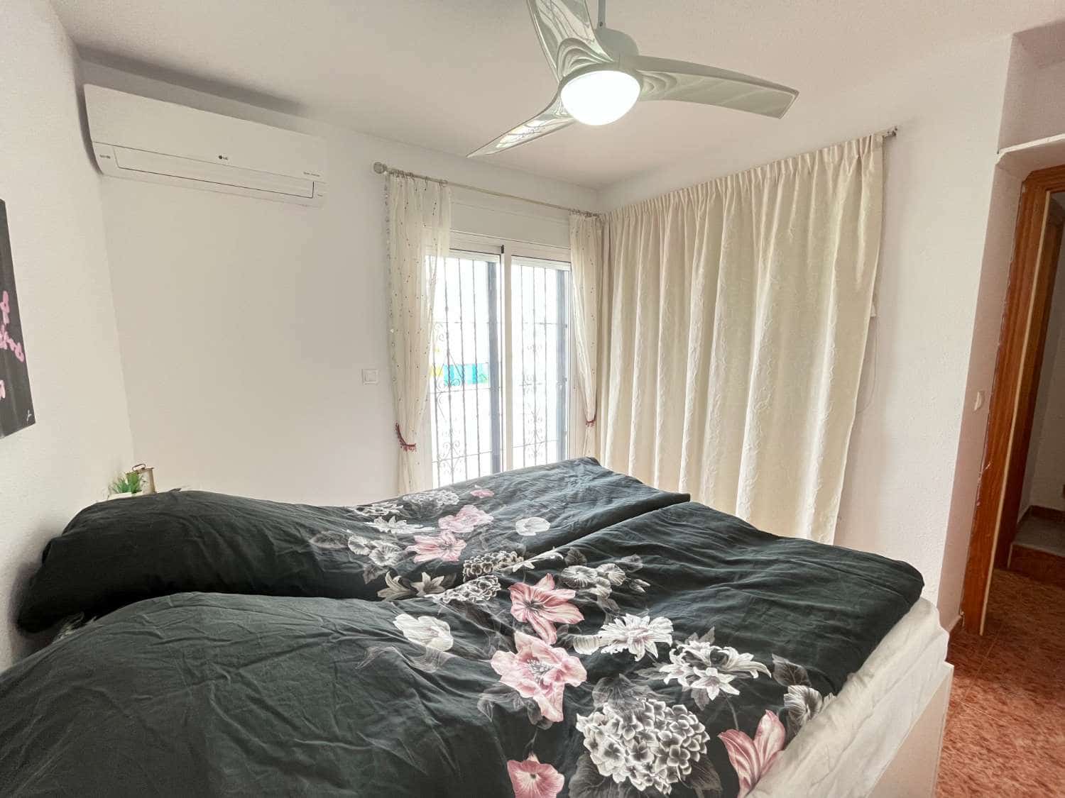 3 bedroom Flat for sale in Orihuela with pool - € 239,000 (Ref: 9956810)