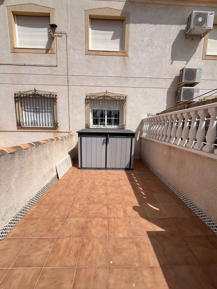 2 chambre Appartement à vendre à Orihuela avec piscine garage - 199 000 € (Ref: 9959215)
