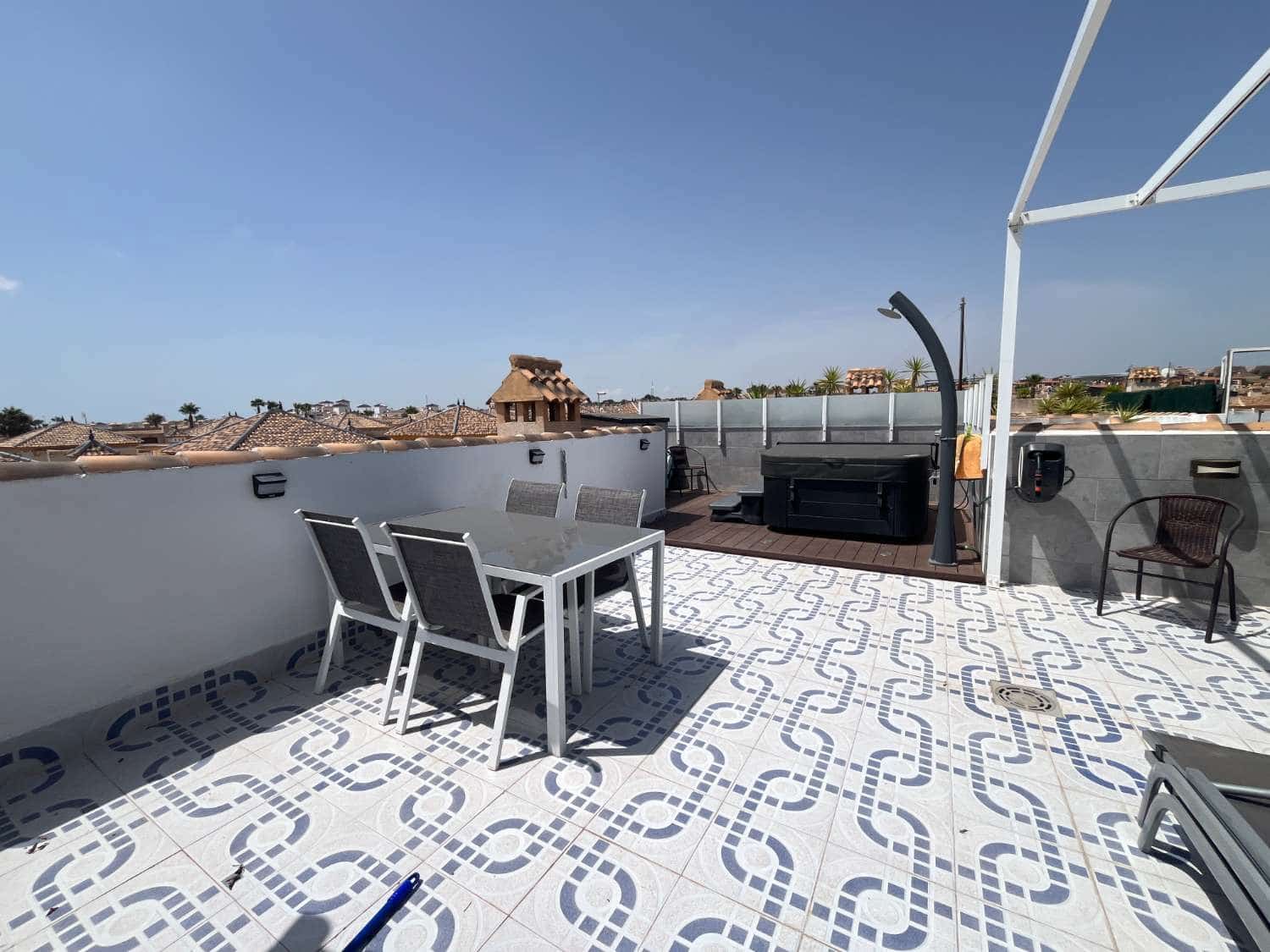 2 chambre Appartement à vendre à Orihuela avec piscine garage - 199 000 € (Ref: 9959215)