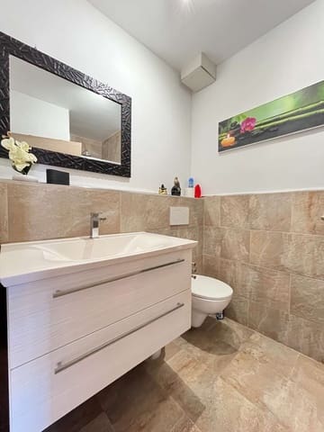 2 makuuhuone Bungalow myytävänä paikassa Torrevieja - 147 000 € (Ref: 9959216)