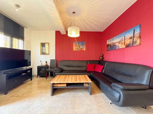 2 makuuhuone Bungalow myytävänä paikassa Torrevieja - 147 000 € (Ref: 9959216)
