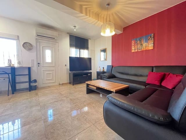 2 makuuhuone Bungalow myytävänä paikassa Torrevieja - 147 000 € (Ref: 9959216)