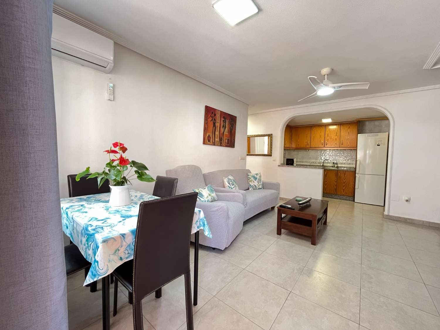2 soveværelse Strandlejlighed til salg i Playa Flamenca med swimmingpool - € 165.000 (Ref: 9969235)