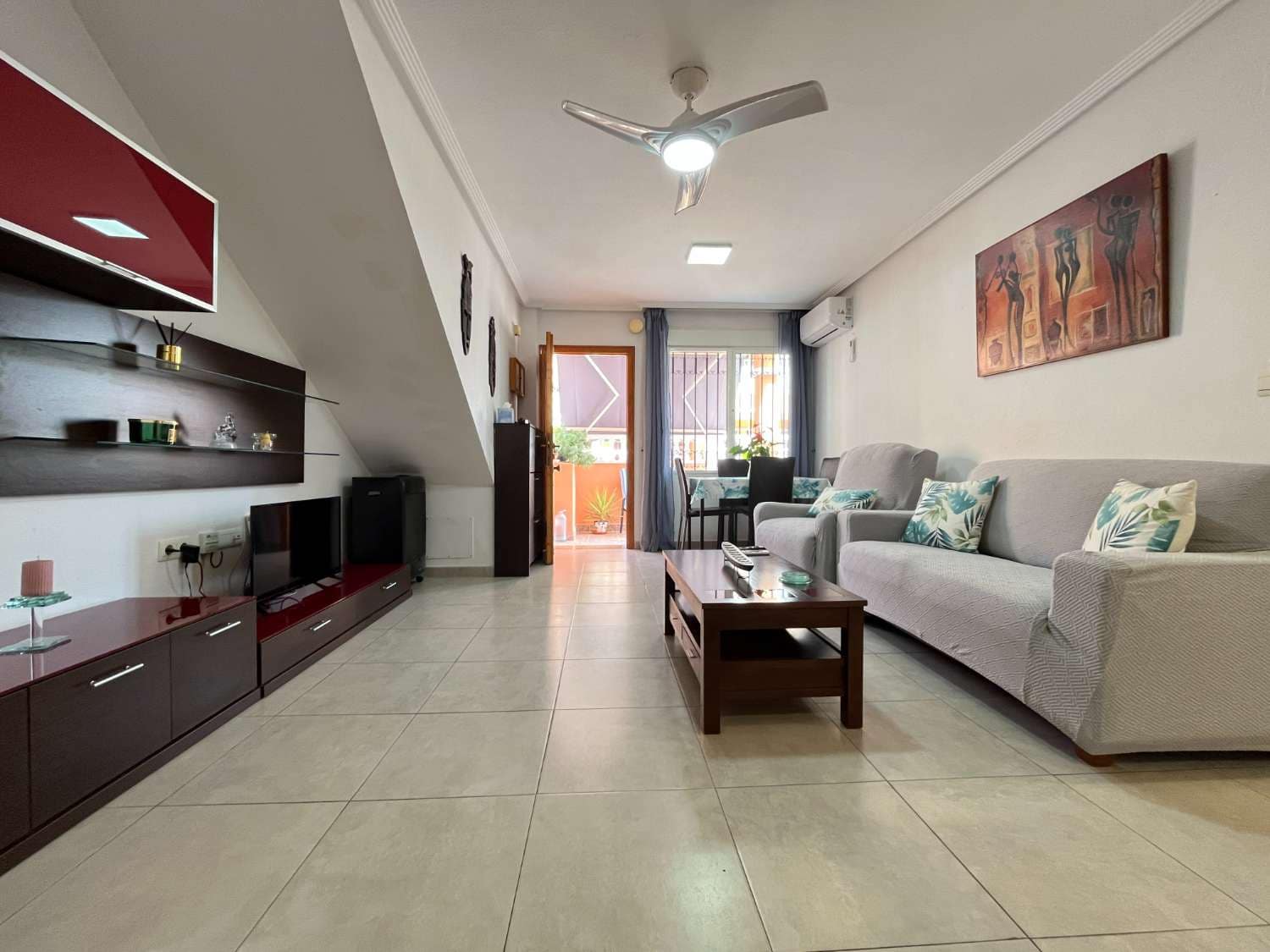 2 soveværelse Strandlejlighed til salg i Playa Flamenca med swimmingpool - € 165.000 (Ref: 9969235)